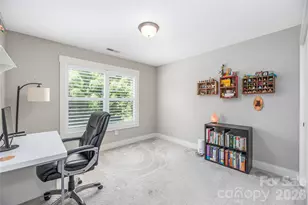 21 Crayton Park Dr, Asheville, NC 28803 - Photo 15