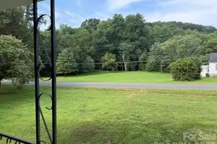 299 US 221 Hwy S, Marion, NC 28752 - Photo 17