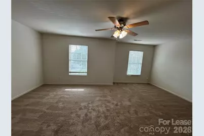 3015 Meadow Knoll Drive, Charlotte, NC 28269 - Photo 11