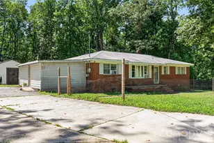 604 Belue Mill Rd, Landrum, SC 29356 - Photo 5