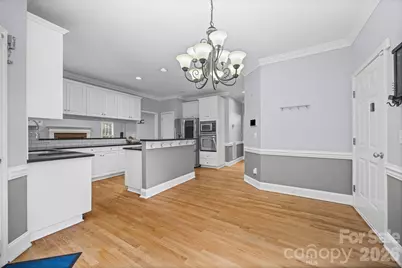7015 Olde Sycamore Drive, Charlotte, NC 28227 - Photo 23