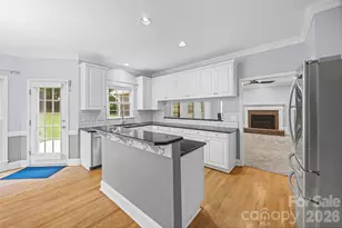 7015 Olde Sycamore Dr, Charlotte, NC 28227 - Photo 19