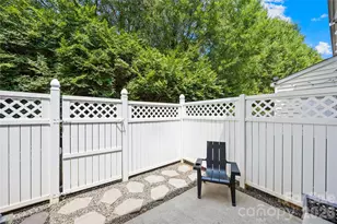 8456 Chaceview Ct, Charlotte, NC 28269 - Photo 29