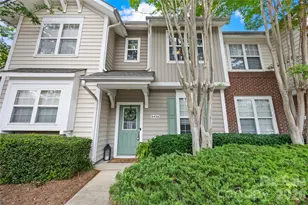 8456 Chaceview Ct, Charlotte, NC 28269 - Photo 7