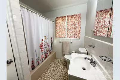 1327 Dresden Drive W, Charlotte, NC 28205 - Photo 15