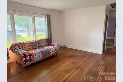 1327 Dresden Drive W, Charlotte, NC 28205 - Photo 11