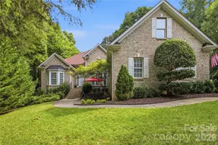 136 Edge Hill Dr, Fort Mill, SC 29715 - Photo 1