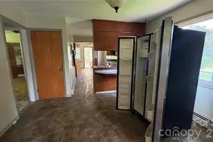 520 Cottrell Hill Rd, Lenoir, NC 28645 - Photo 5