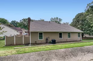 7333 Carrbridge Ln, Charlotte, NC 28226 - Photo 23