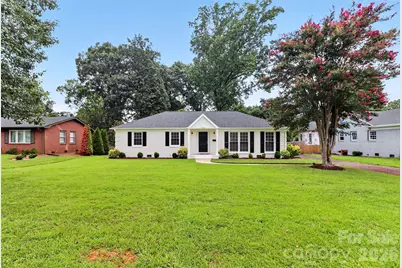 4726 Walden Court, Charlotte, NC 28210 - Photo 3