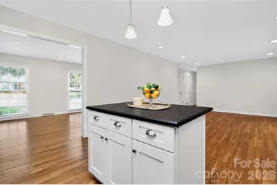 4726 Walden Court, Charlotte, NC 28210 - Photo 7