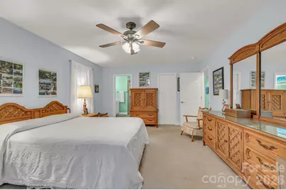 230 Carriage Summitt Way #2423, Hendersonville, NC 28791 - Photo 27