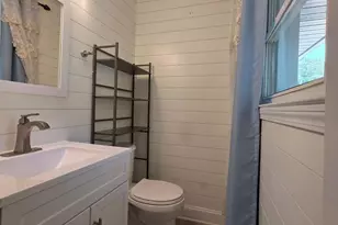1501 Vancouver Dr, Charlotte, NC 28213 - Photo 21