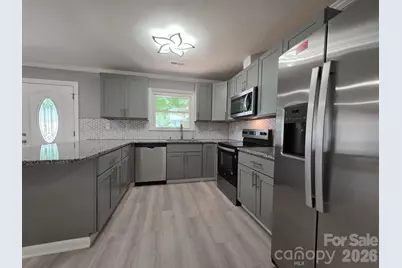 1501 Vancouver Drive, Charlotte, NC 28213 - Photo 9