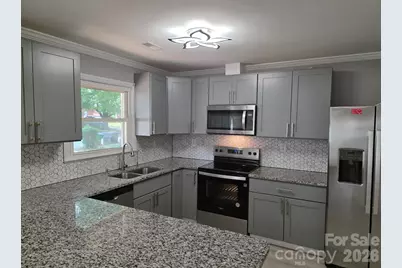1501 Vancouver Drive, Charlotte, NC 28213 - Photo 5