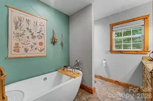 374 Ridgeway St, Sylva, NC 28779 - Photo 7