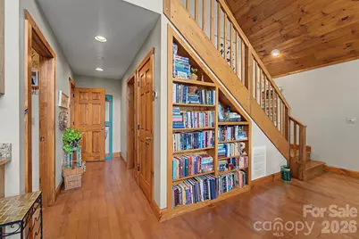 374 Ridgeway Street, Sylva, NC 28779 - Photo 11