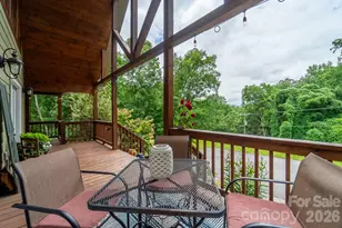 374 Ridgeway St, Sylva, NC 28779 - Photo 3