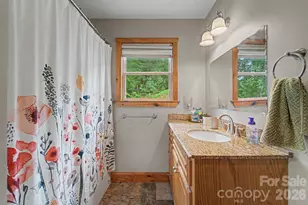 374 Ridgeway St, Sylva, NC 28779 - Photo 13