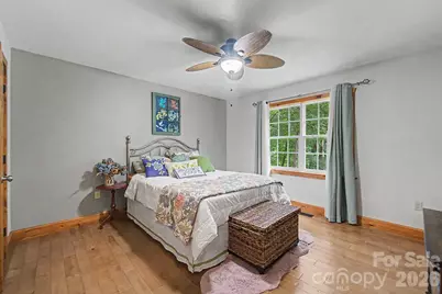374 Ridgeway Street, Sylva, NC 28779 - Photo 9