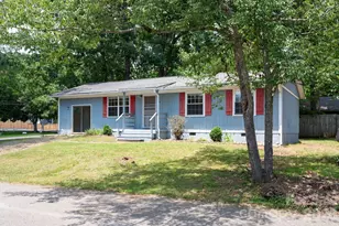 400 Hiawassee Ave, Black Mountain, NC 28711 - Photo 1
