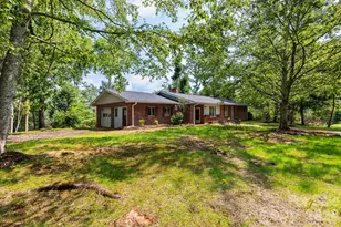 1860 Deer Park Lake Rd, Spruce Pine, NC 28777 - Photo 17