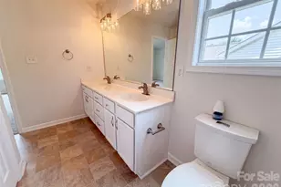 5714 Waverly Lynn Ln, Charlotte, NC 28269 - Photo 13
