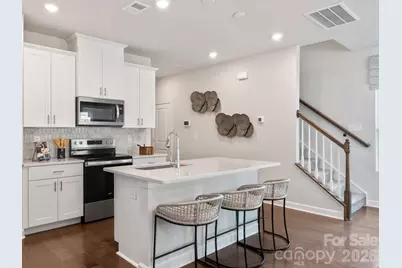 9016 Foggy Brook Loop, Charlotte, NC 28216 - Photo 5