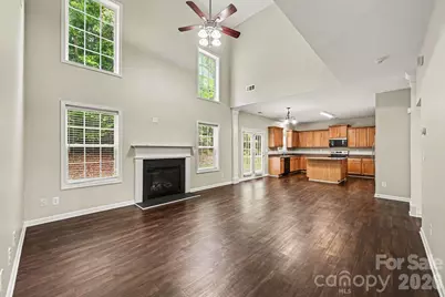 9839 Jeanette Circle, Charlotte, NC 28213 - Photo 5