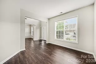 9839 Jeanette Cir, Charlotte, NC 28213 - Photo 15