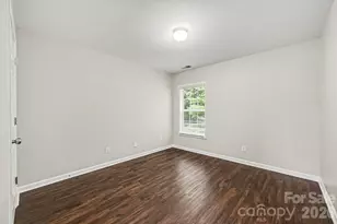 9839 Jeanette Cir, Charlotte, NC 28213 - Photo 17
