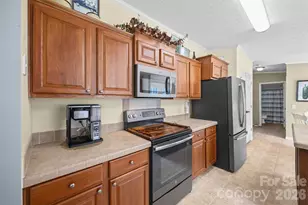 1080 Kellocreek Ln, York, SC 29745 - Photo 9