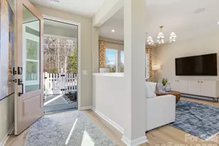 5313 Hubble Dr, Charlotte, NC 28216 - Photo 3