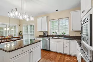 7613 Tarland Ln, Charlotte, NC 28269 - Photo 15