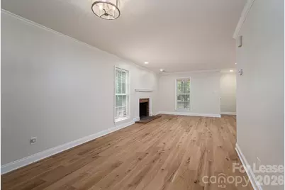 100 Cabell Way, Charlotte, NC 28211 - Photo 5