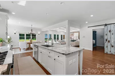 2013 Victorian Place, Charlotte, NC 28203 - Photo 15