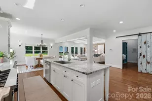 2013 Victorian Pl, Charlotte, NC 28203 - Photo 15
