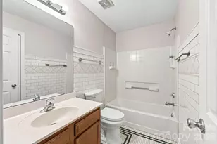 3274 Summercroft Ln, Charlotte, NC 28269 - Photo 19