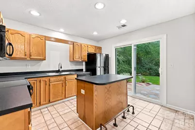 3274 Summercroft Lane, Charlotte, NC 28269 - Photo 11