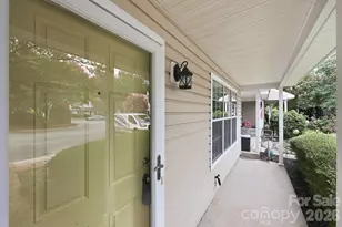 3274 Summercroft Ln, Charlotte, NC 28269 - Photo 5