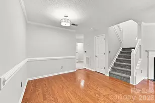 3274 Summercroft Ln, Charlotte, NC 28269 - Photo 9