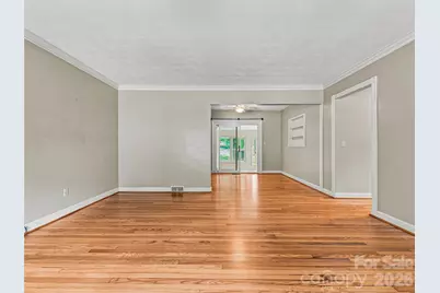 320 Kendale Court, East Flat Rock, NC 28726 - Photo 7