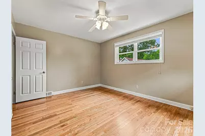320 Kendale Court, East Flat Rock, NC 28726 - Photo 21