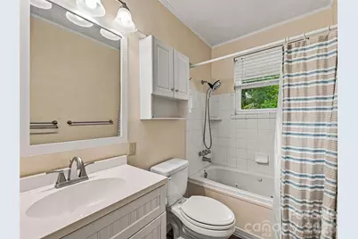 320 Kendale Court, East Flat Rock, NC 28726 - Photo 23