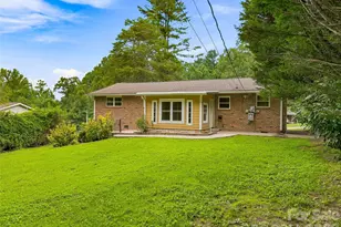 320 Kendale Ct, East Flat Rock, NC 28726 - Photo 25