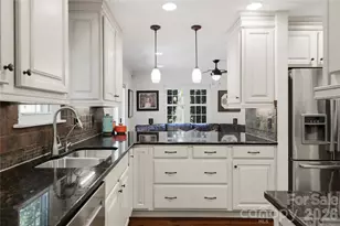 1315 Mistletoe Ridge Pl NW, Concord, NC 28027 - Photo 13