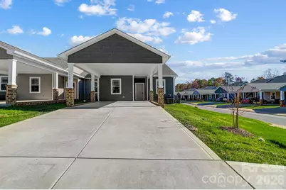 1529 28th Street Place SE, Hickory, NC 28602 - Photo 1