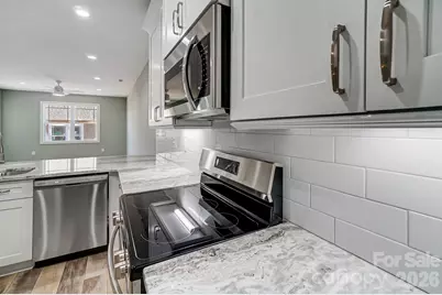 1529 28th Street Place SE, Hickory, NC 28602 - Photo 9