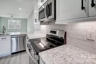 2866 15th Ave Pl SE, Hickory, NC 28602 - Photo 9
