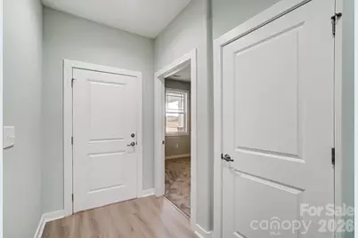 2866 15th Avenue Place SE, Hickory, NC 28602 - Photo 3